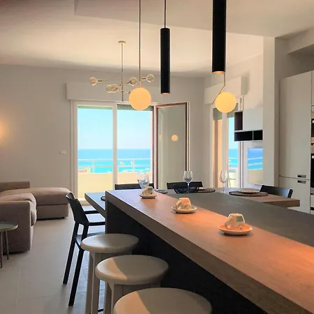 Waterfront Apartment *