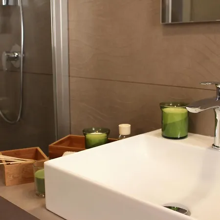 Waterfront Apartment Gallipoli